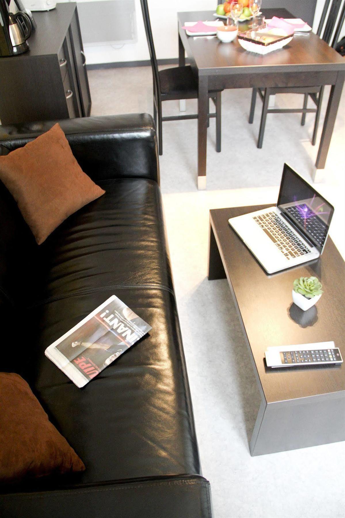 Park Wilson Airport Aparthotel Colomiers Exterior foto